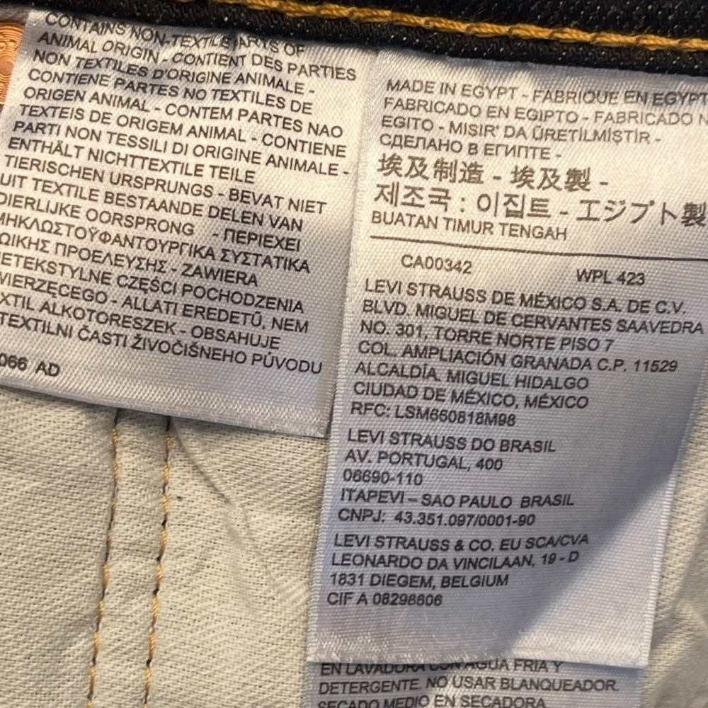 New Levi's Men's 501 Original Button Fly Jeans Size 36x32 Straight Dark Wash - Picture 10 of 13